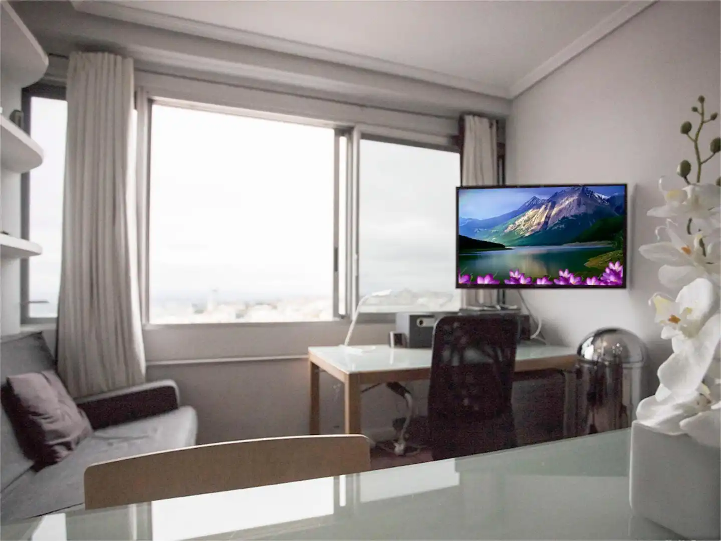 Study for rent in Calle de la Princesa, 25, Argüelles Study for rent in Madrid with Air Conditioner, Heating and Parquet flooring