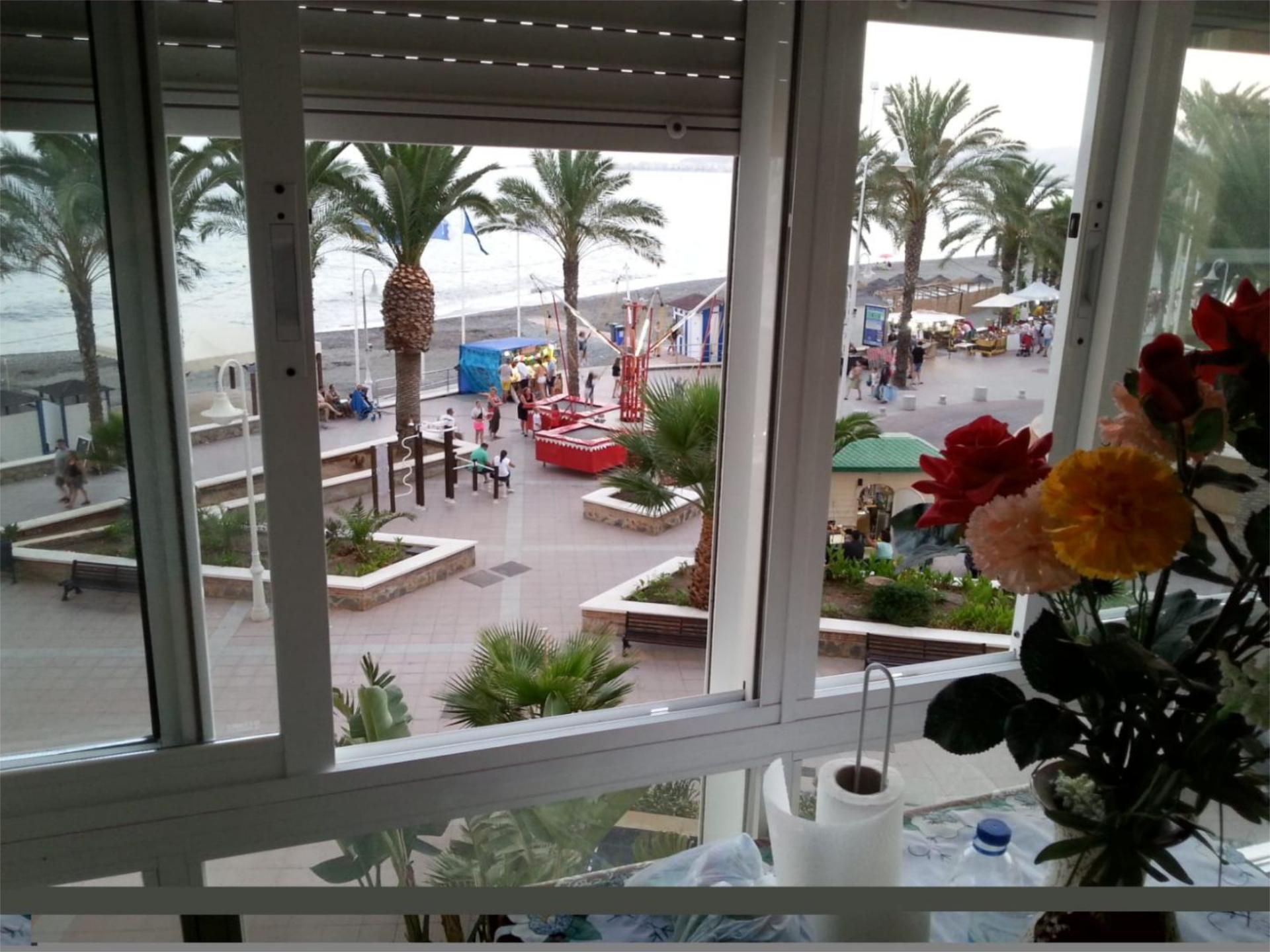 Pis en venda en Algarrobo amb Jardí privat, Piscina i Moblat