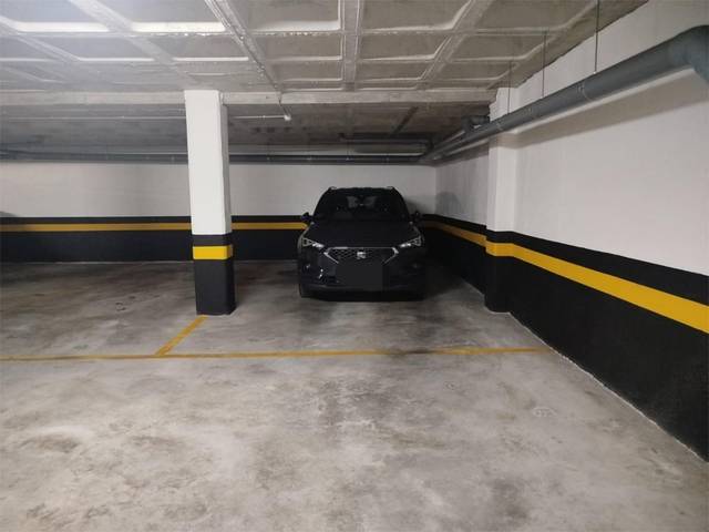 Garaje en Venta en Avenida Agustín Bálsamo, 18D en Bajadilla - Fuente Nueva