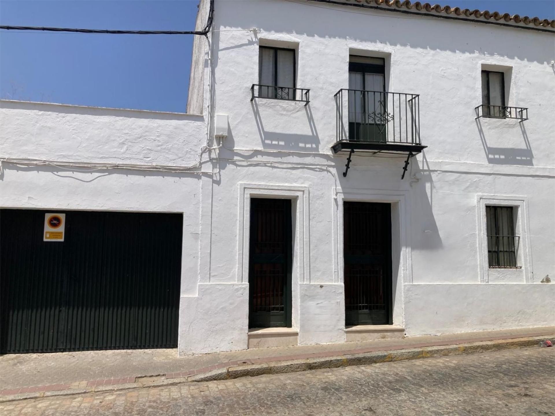 Exterior view of Single-family semi-detached for sale in Burguillos  with Private garden, Storage room and Balcony