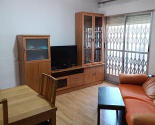 Living room of Flat for sale in  Madrid Capital  with Air Conditioner, Heating and Terrace