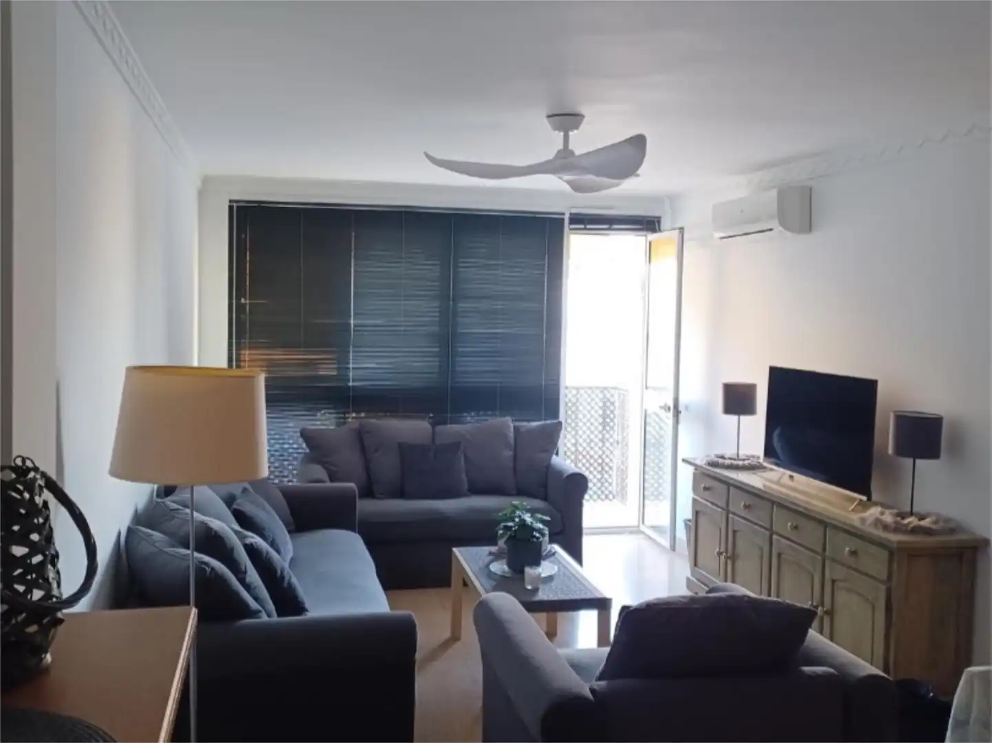 Living room of Flat for rent in Benalmádena  with Air Conditioner, Heating and Terrace