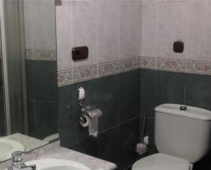 Bathroom of Flat to rent in Valladolid Capital  with Heating and Furnished
