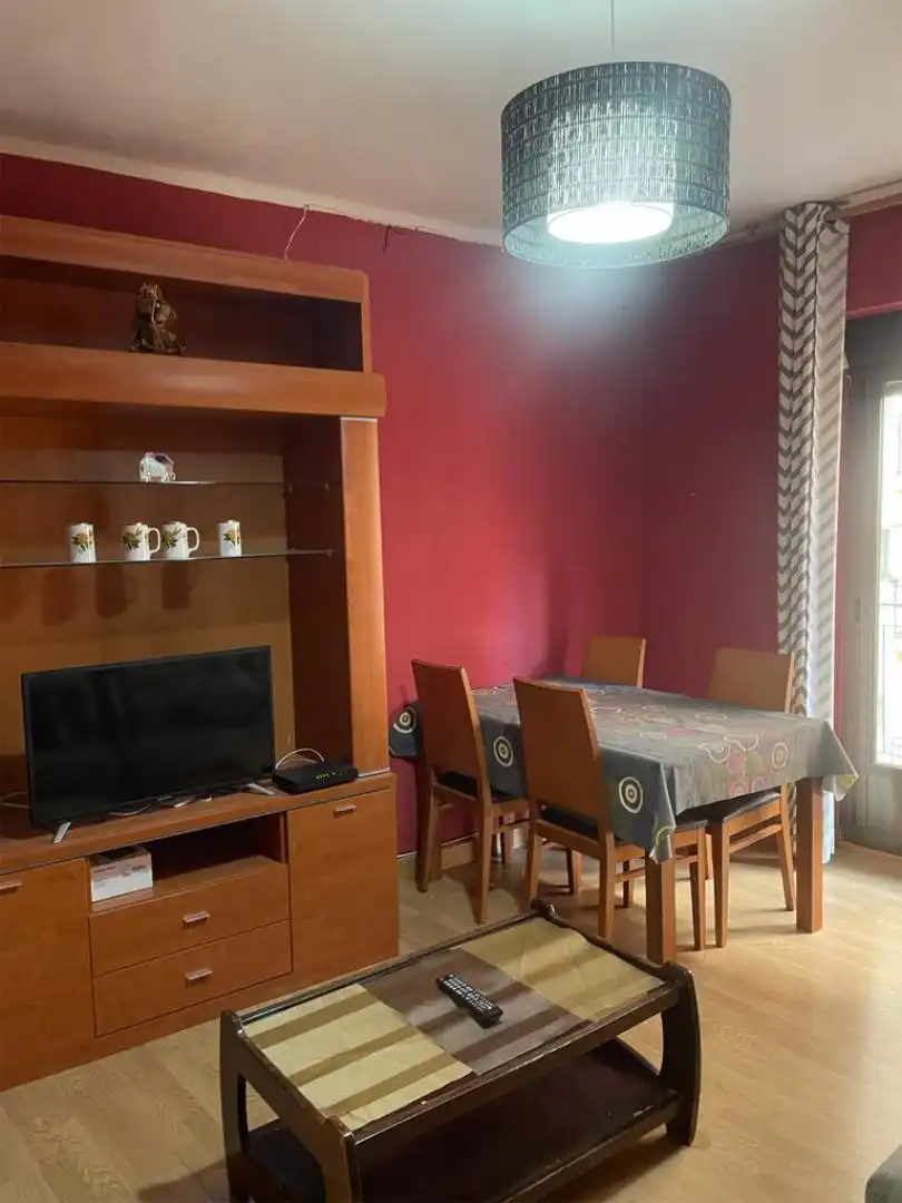 Wohnung zur Miete in Avenida de Los Maristas, 11, La Platina- Hospital - Campus Esszimmer von Wohnung zur Miete in Salamanca Capital mit Terrasse und Balkon