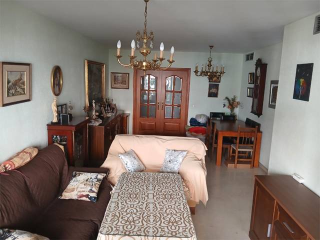 Piso en Venta en Calle Doctor Antonio Cortés Lladó, 5 en Parque María Luisa -Giralda Sur