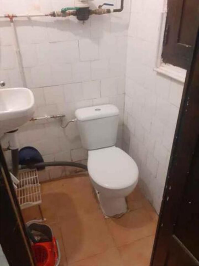 Bany de Local de lloguer en  Valencia Capital amb Aire condicionat