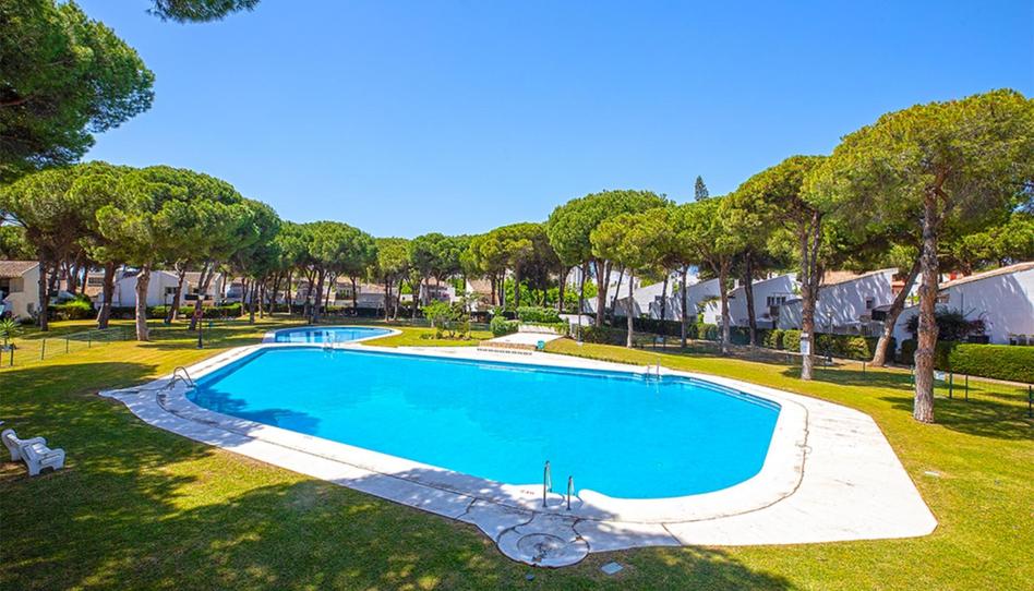 Foto 1 de Casa adosada en venda a Calle la Dorada, 34, Paraiso - Barronal, Málaga