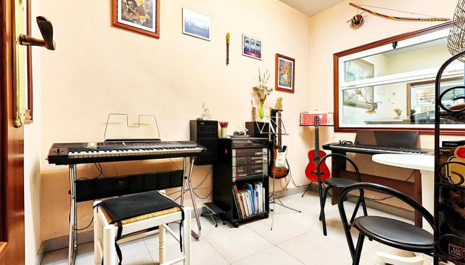 Foto 1 de Oficina de lloguer a Rúa Ernesto Caballero, 8, La Seca - Los Salgueriños, Pontevedra