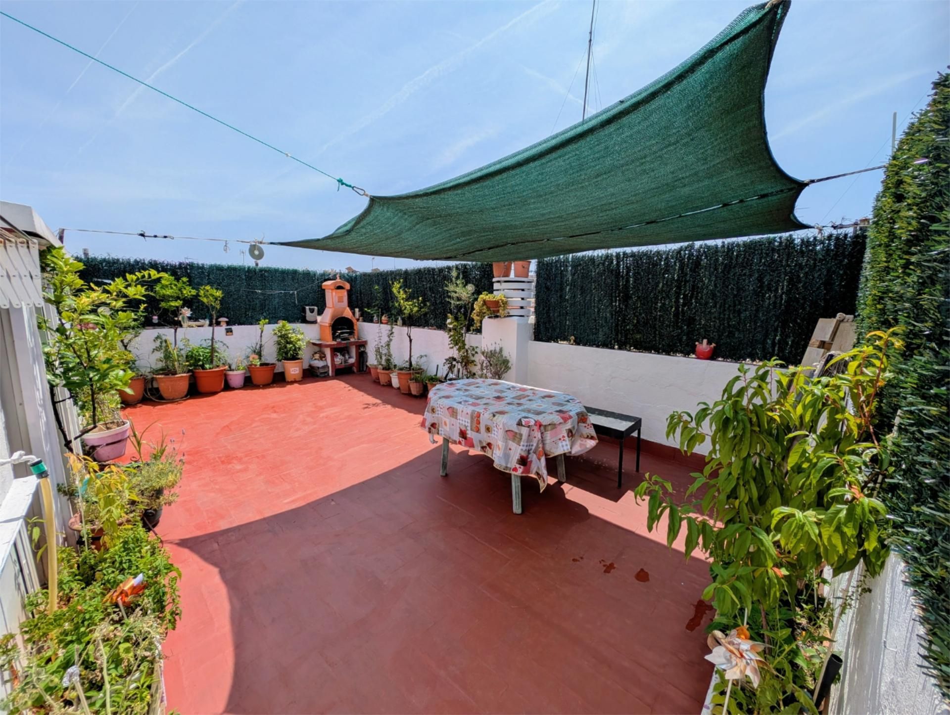 Terrassa de Àtic en venda en Santa Coloma de Gramenet amb Terrassa i Balcó