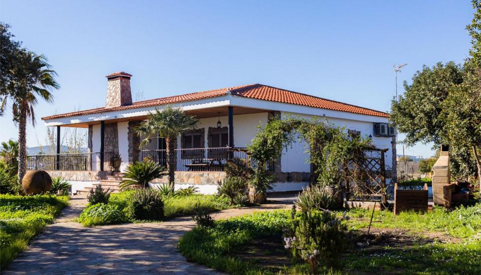 Photo 1 of House or chalet to rent in Ex-105, 5231, Santa Marta, Badajoz