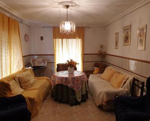 Sala d'estar de Pis en venda en Plasenzuela amb Calefacció i Moblat