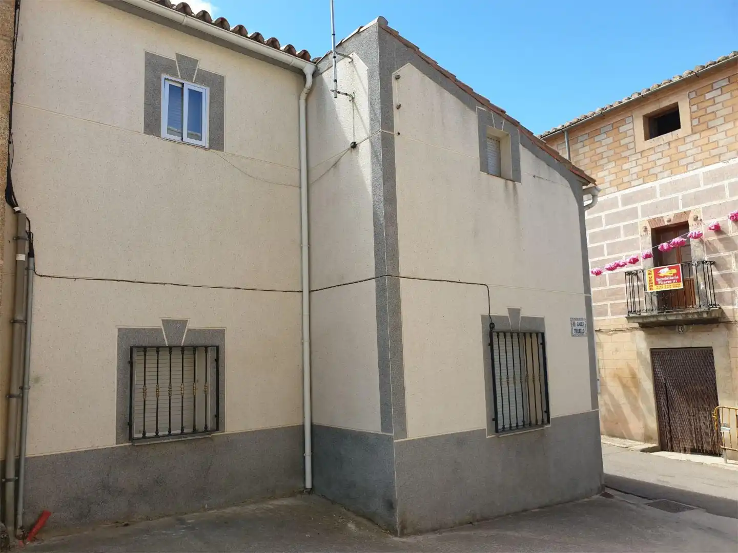 Exterior view of Flat for sale in Plasenzuela  with Heating and Furnished