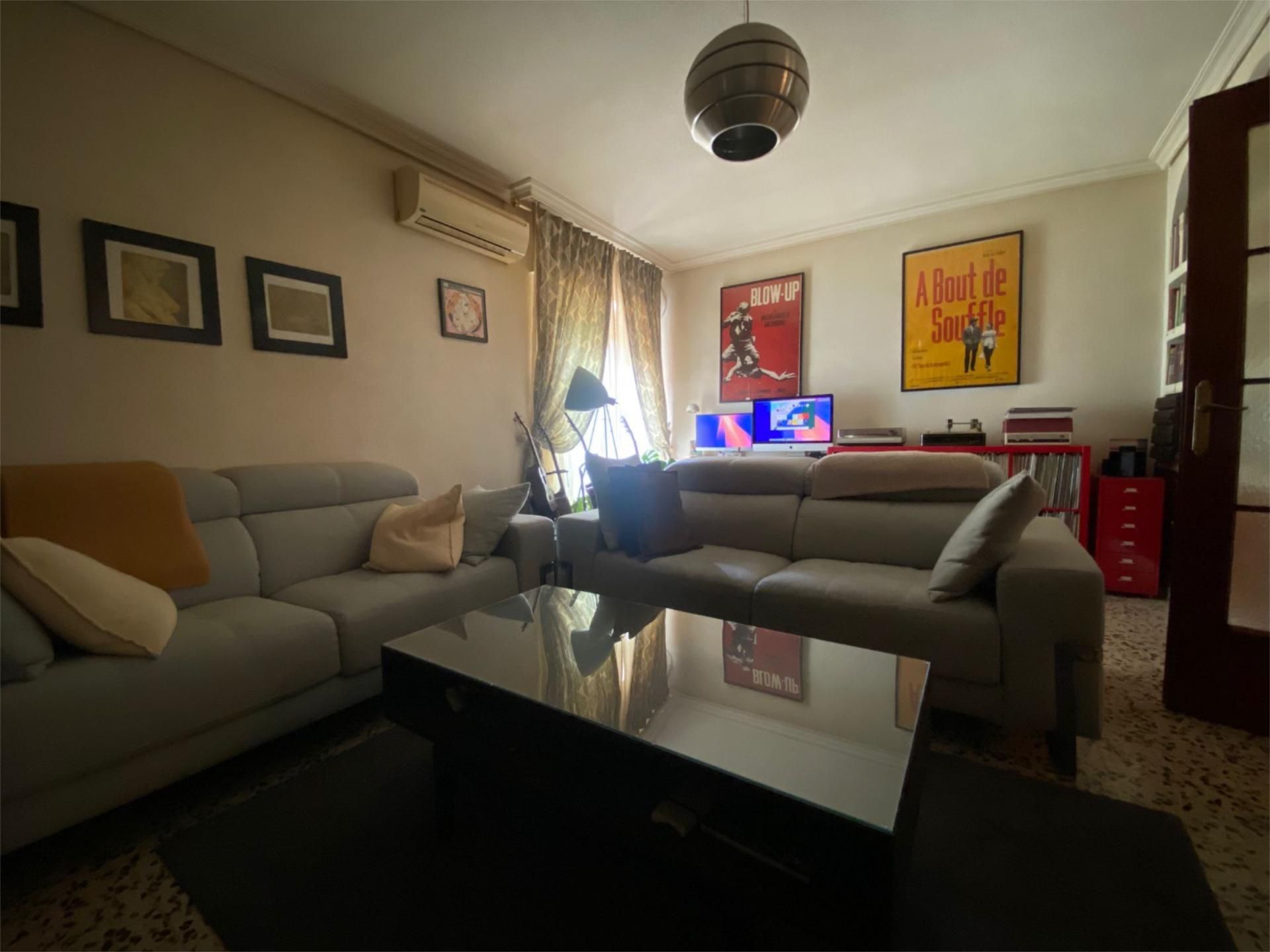 Sala de estar de Piso en venta en Martos con Aire acondicionado