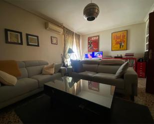 Sala d'estar de Pis en venda en Martos amb Aire condicionat