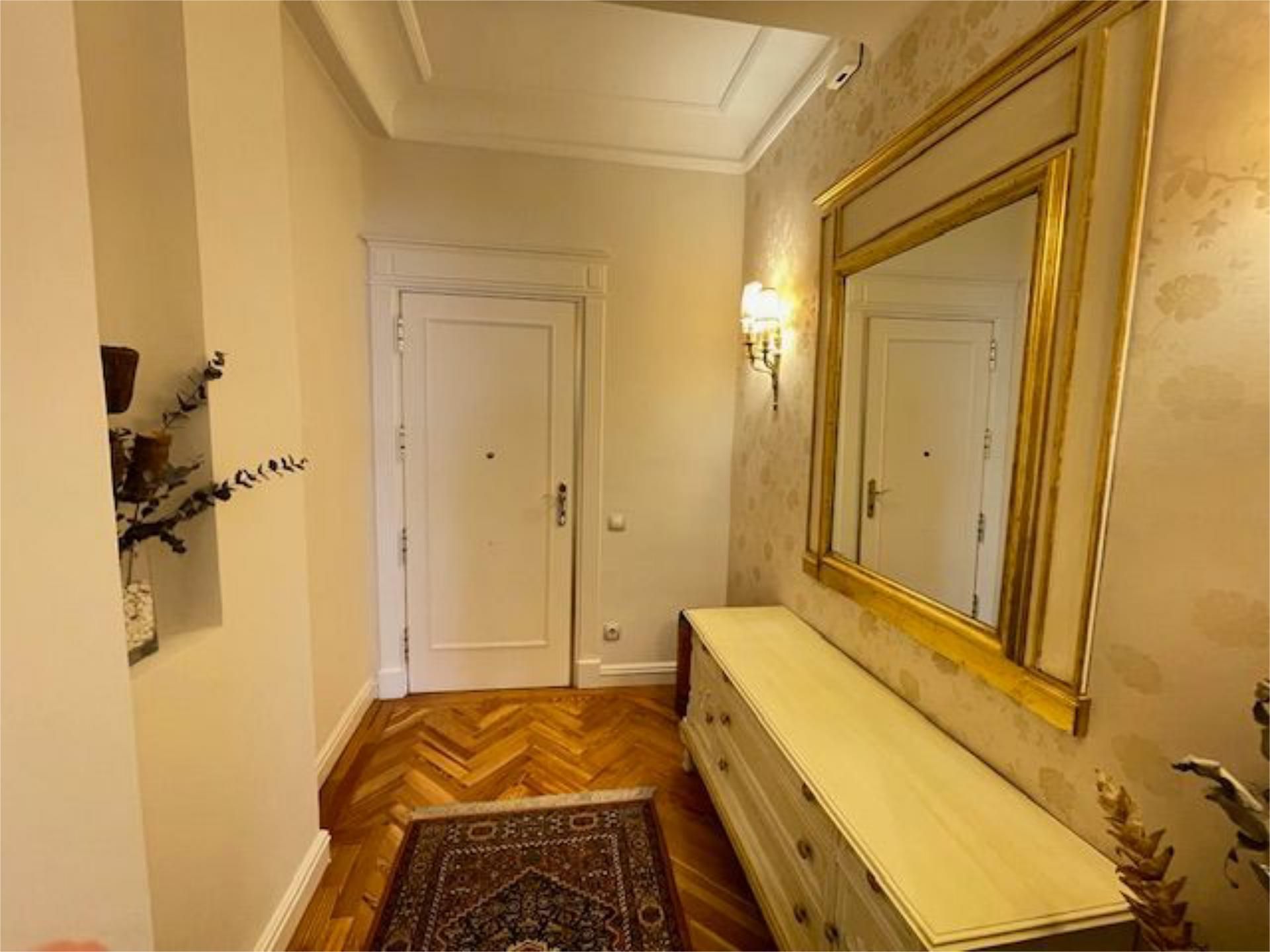 Flat to rent in Calle Alcalá, 207, Guindalera