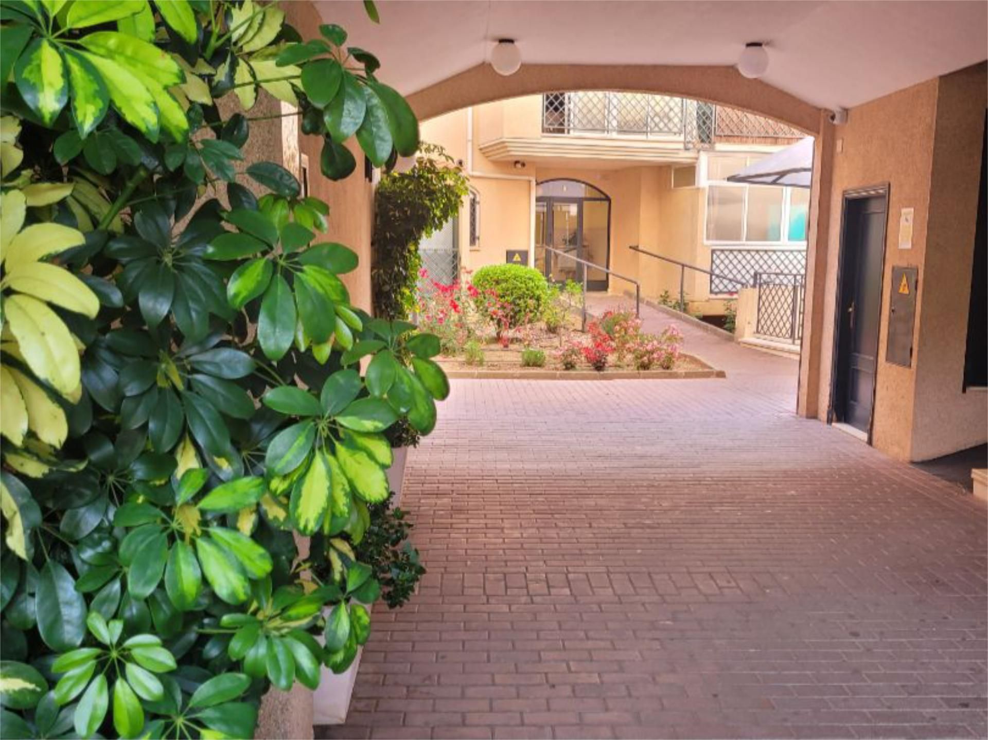 Flat for sale in Badajoz Capital  with Air Conditioner, Private garden and Furnished