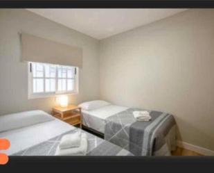 Bedroom of Flat to rent in Arico