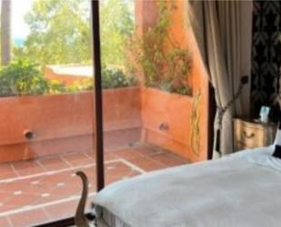 Dormitori de Dúplex en venda en Marbella amb Aire condicionat, Terrassa i Piscina