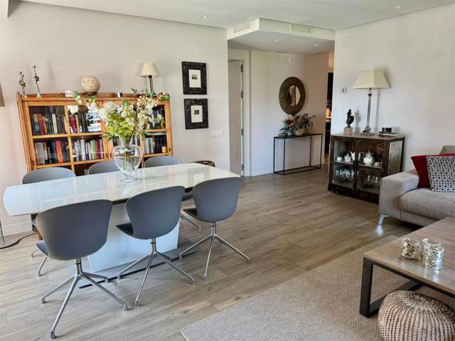 Piso en Venta en Calle de Valdovín, 84 en Prosperidad