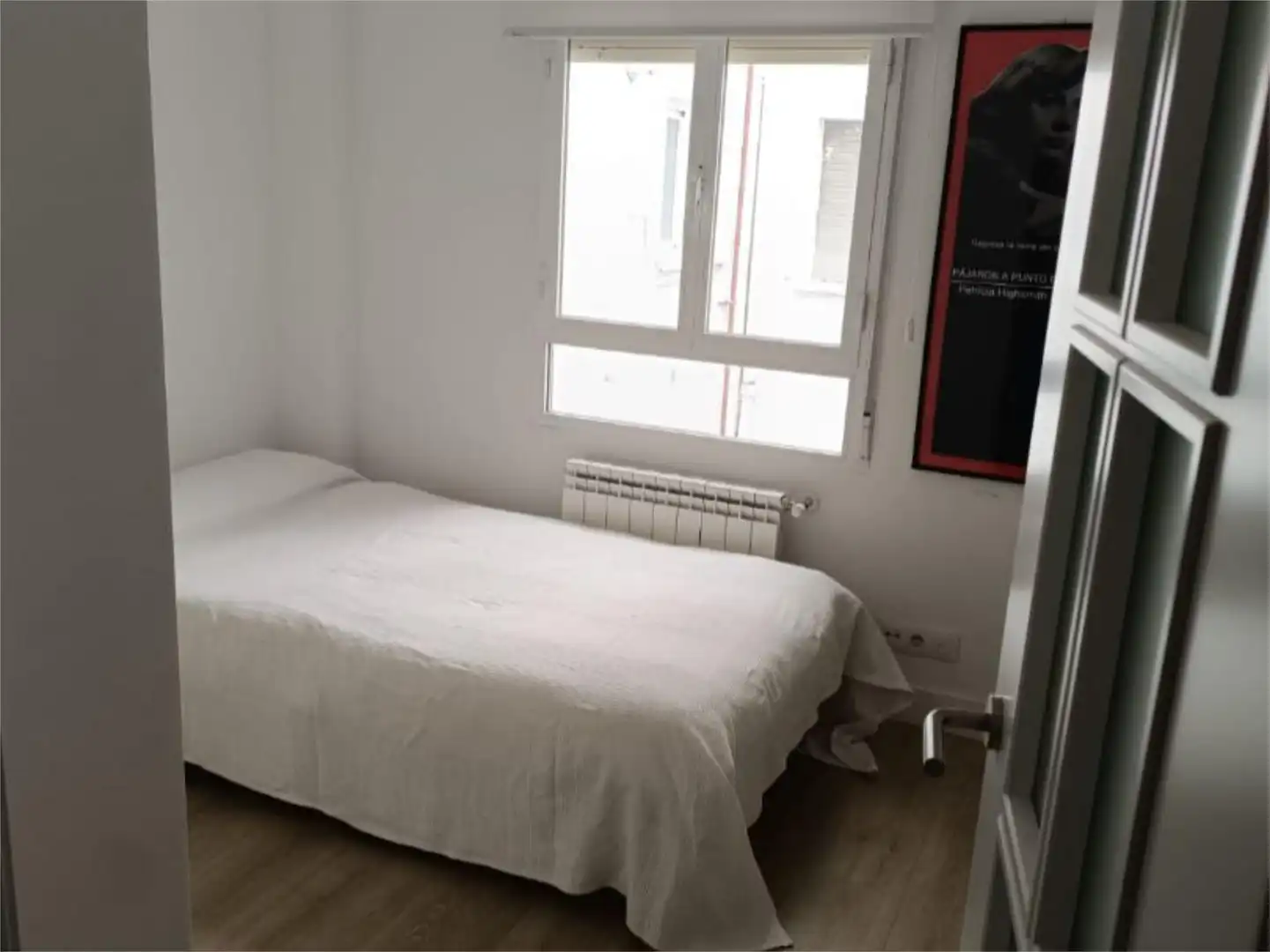 Pis de lloguer a Calle de Francos Rodríguez, 30, Berruguete Dormitori de Pis de lloguer en Madrid amb Aire condicionat, Calefacció i Terrassa