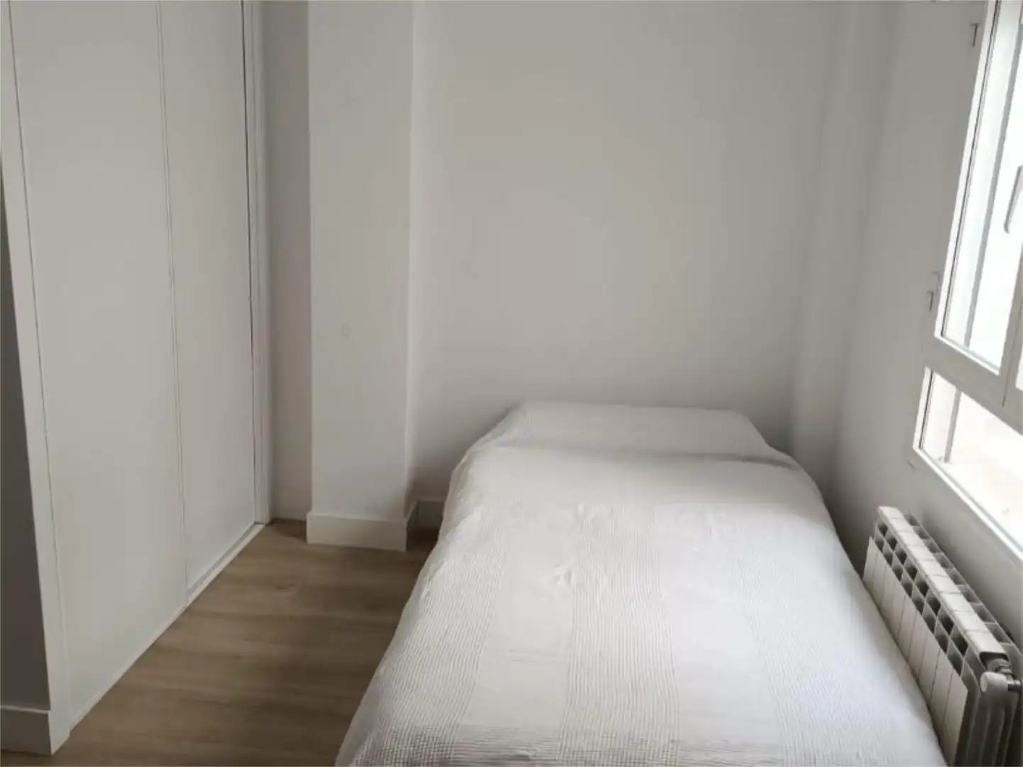 Pis de lloguer a Calle de Francos Rodríguez, 30, Berruguete Dormitori de Pis de lloguer en Madrid amb Aire condicionat, Calefacció i Terrassa