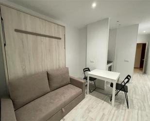 Bedroom of Study to rent in  Madrid Capital  with Heating, Furnished and Balcony