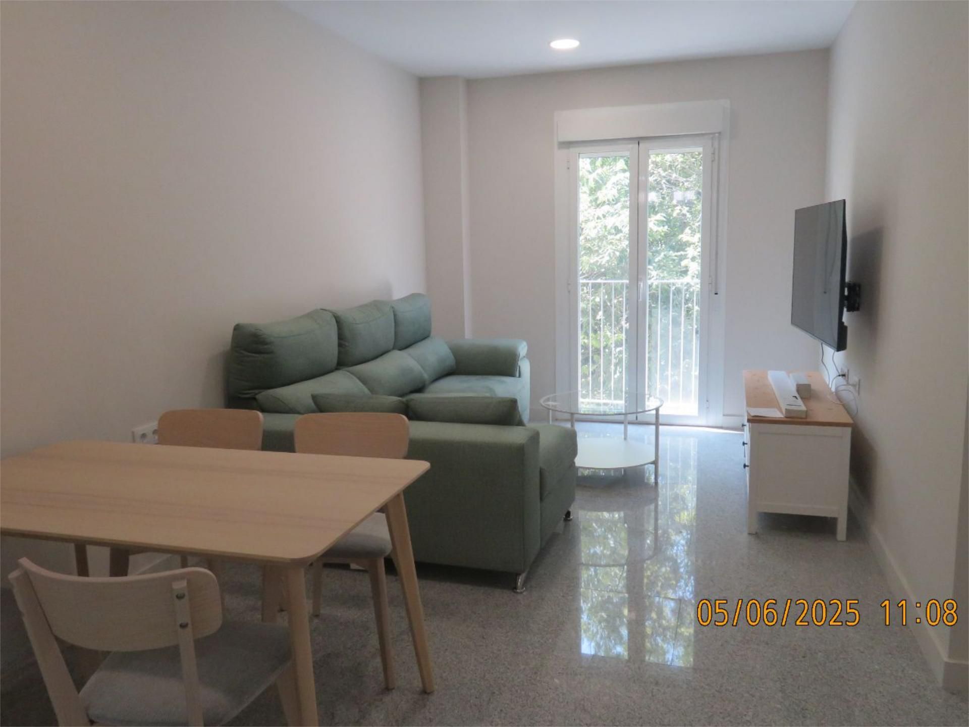 Living room of Flat to rent in  Jaén Capital  with Air Conditioner, Heating and Storage room