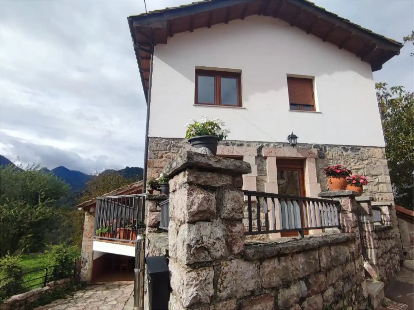 Flat for sale in Barrio Pandiella, 82, Oseja de Sajambre Exterior view of Flat for sale in Oseja de Sajambre with Heating, Private garden and Terrace