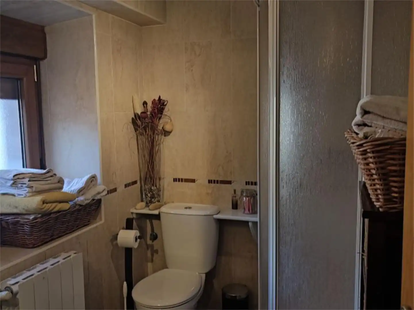Flat for sale in Barrio Pandiella, 82, Oseja de Sajambre Bathroom of Flat for sale in Oseja de Sajambre with Heating, Private garden and Terrace
