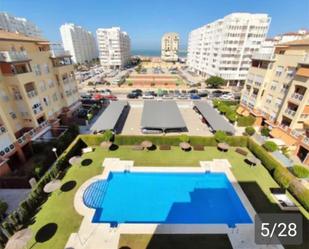 Vista exterior de Pis de lloguer en El Puerto de Santa María amb Jardí privat, Piscina i Moblat