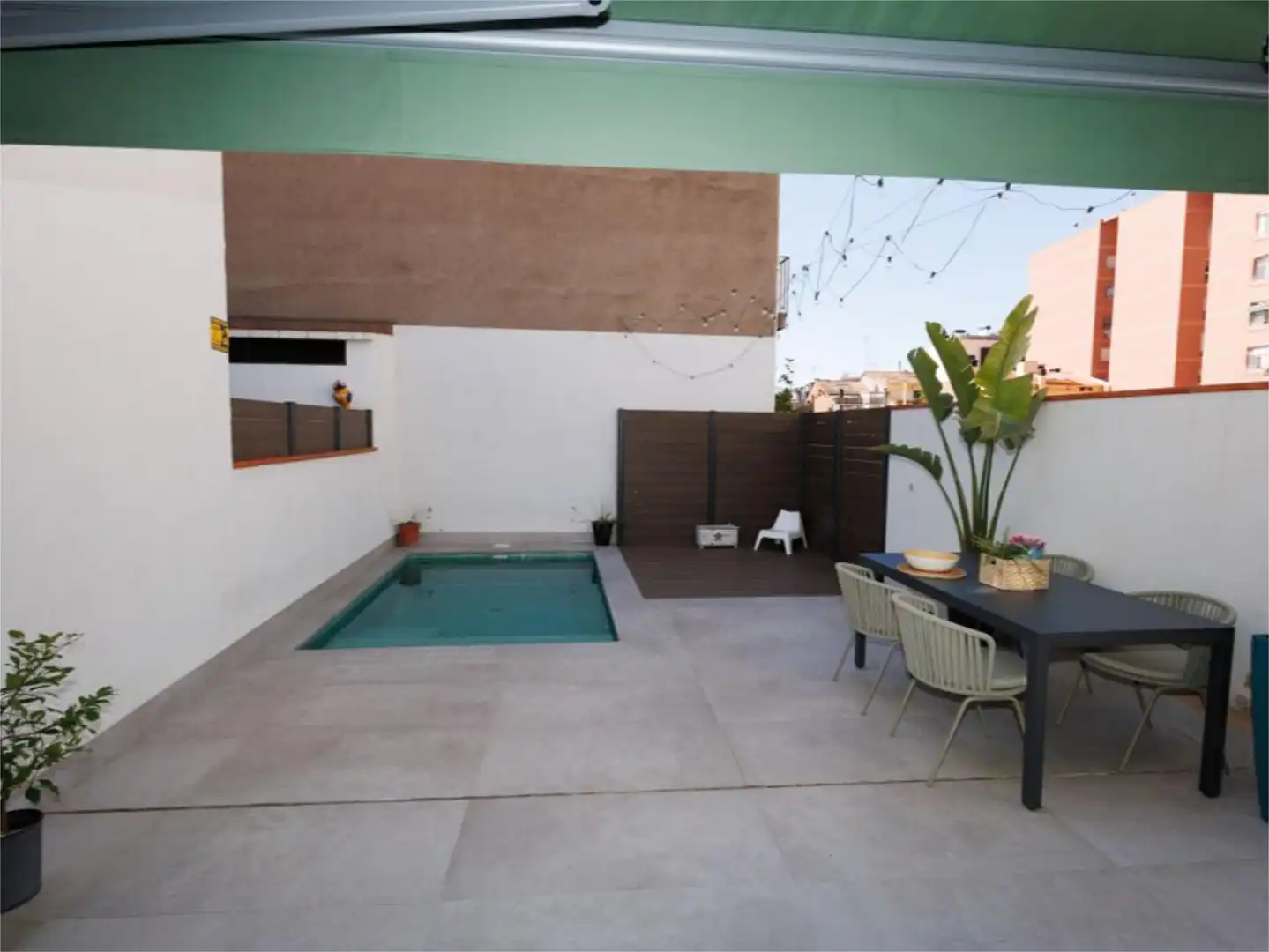 Casa adosada en venta en Carrer de Josep Renom, 2, Centre Piscina de Casa adosada en venta en Sabadell con Aire acondicionado, Terraza y Piscina
