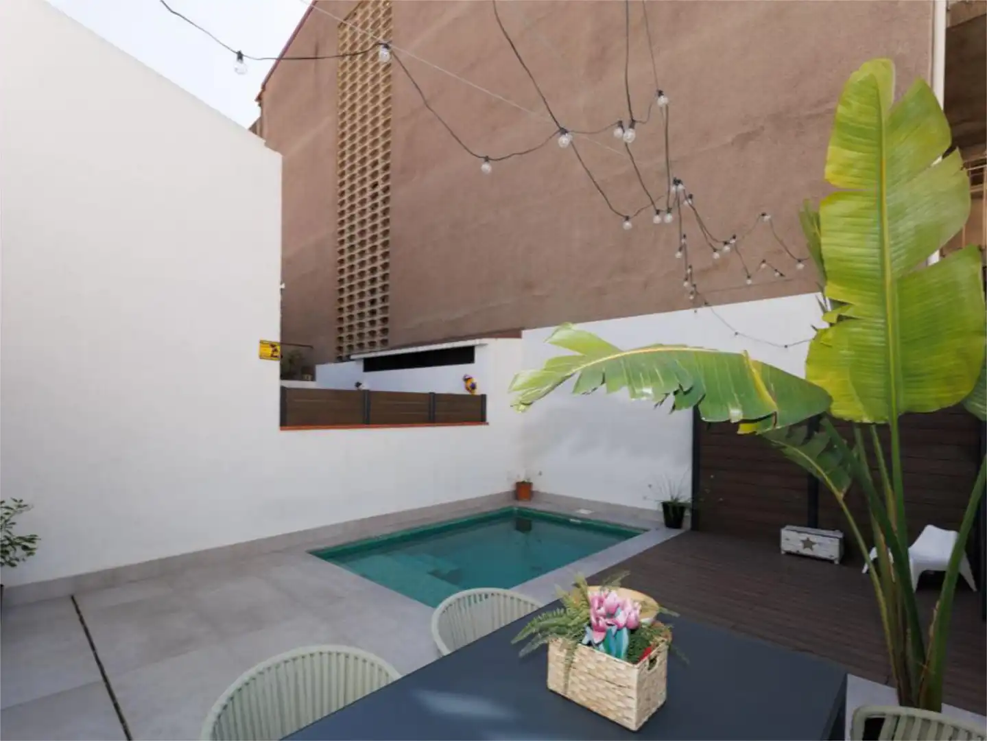 Casa adosada en venta en Carrer de Josep Renom, 2, Centre Piscina de Casa adosada en venta en Sabadell con Aire acondicionado, Terraza y Piscina
