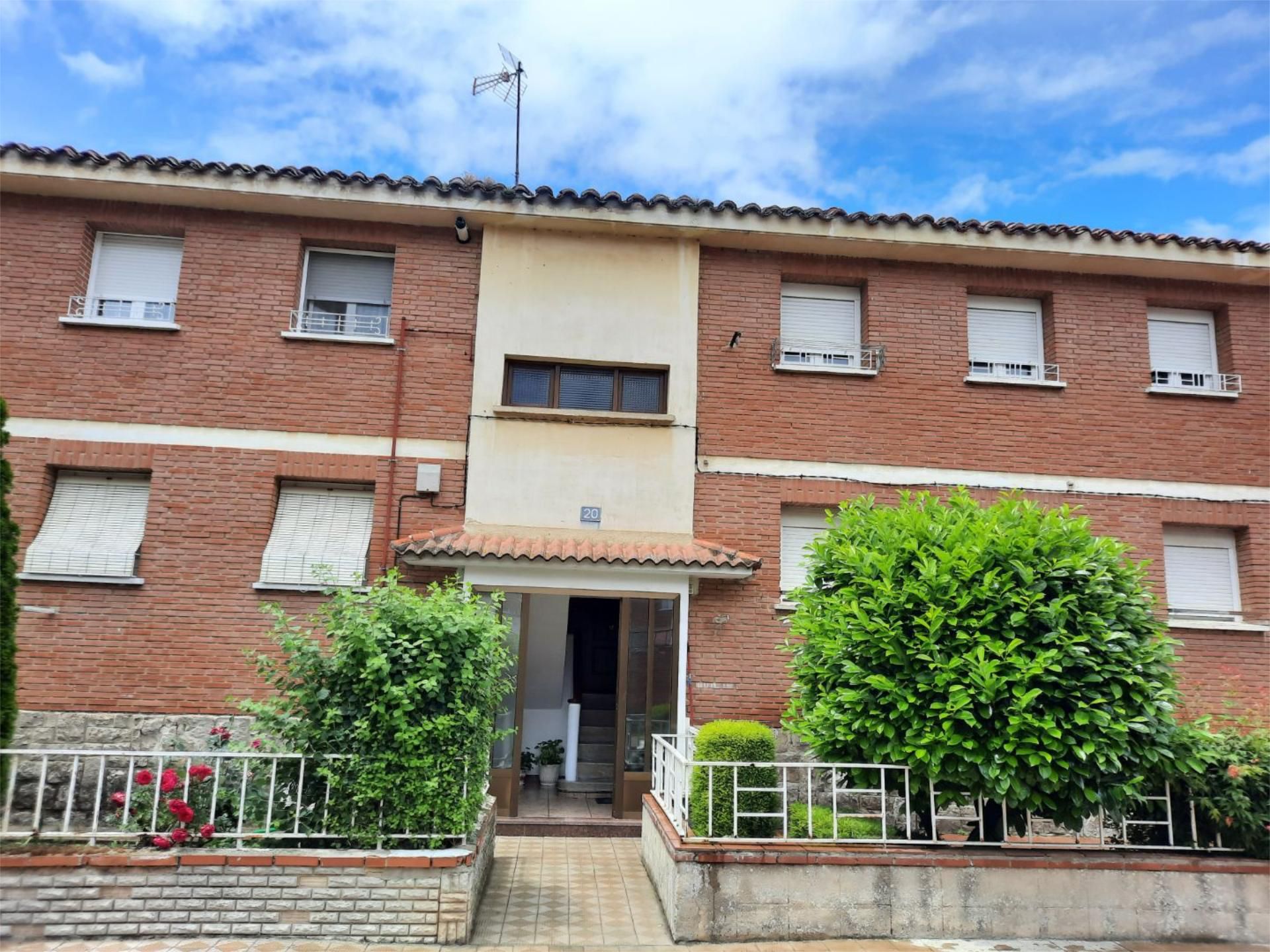 Exterior view of Flat to rent in Aguilar de Campoo  with Heating, Private garden and Furnished
