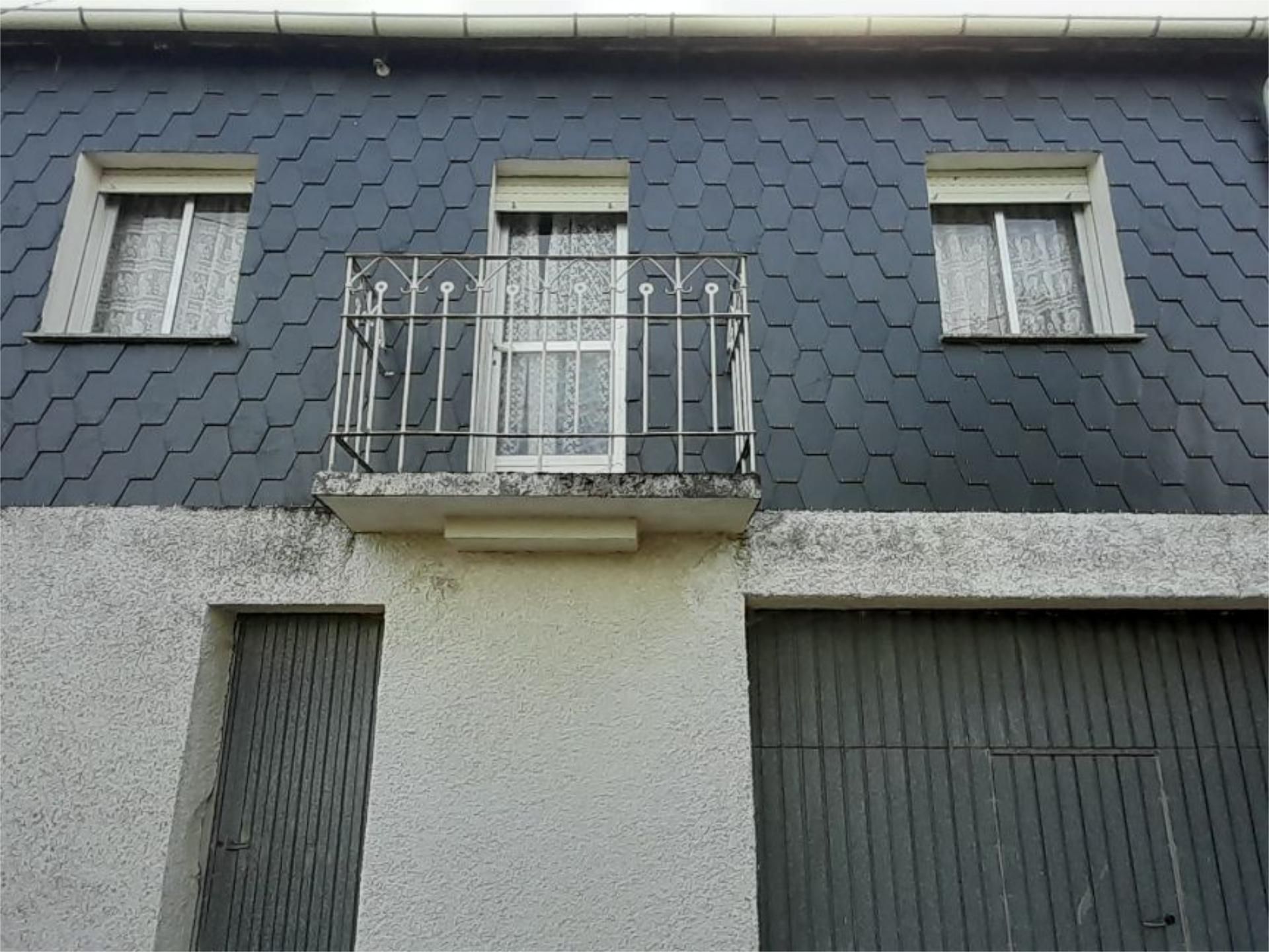 Exterior view of Single-family semi-detached for sale in Viana do Bolo  with Heating, Terrace and Furnished