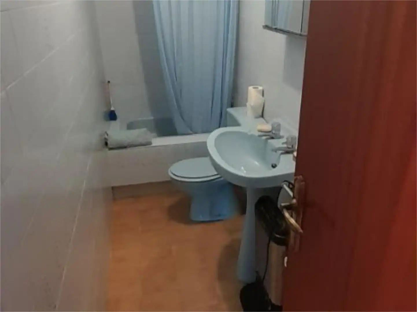 Bany de Pis en venda en Viana do Bolo amb Calefacció, Jardí privat i Terrassa