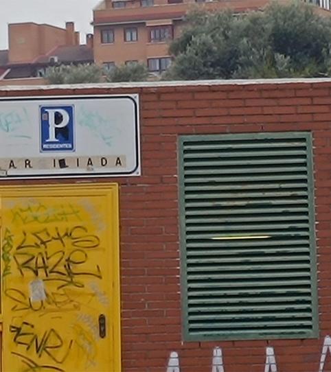 Garaje de alquiler en Calle la Ilíada, 25, Canillejas, Madrid - imagen 2 Foto 2 de Garaje de alquiler en Calle la Ilíada, 25, Canillejas, Madrid