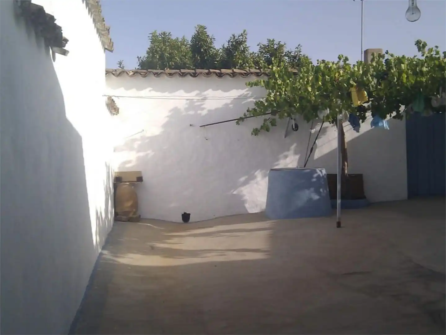Finca rústica en venta en Calle Agapito Sánchez, 15, San Carlos del Valle Terraza de Finca rústica en venta en San Carlos del Valle con Jardín privado y Amueblado