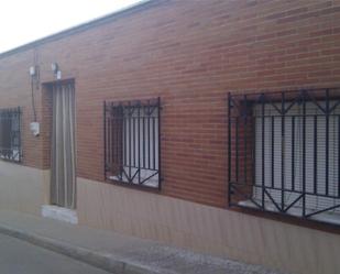 Exterior view of Country house for sale in San Carlos del Valle  with Furnished