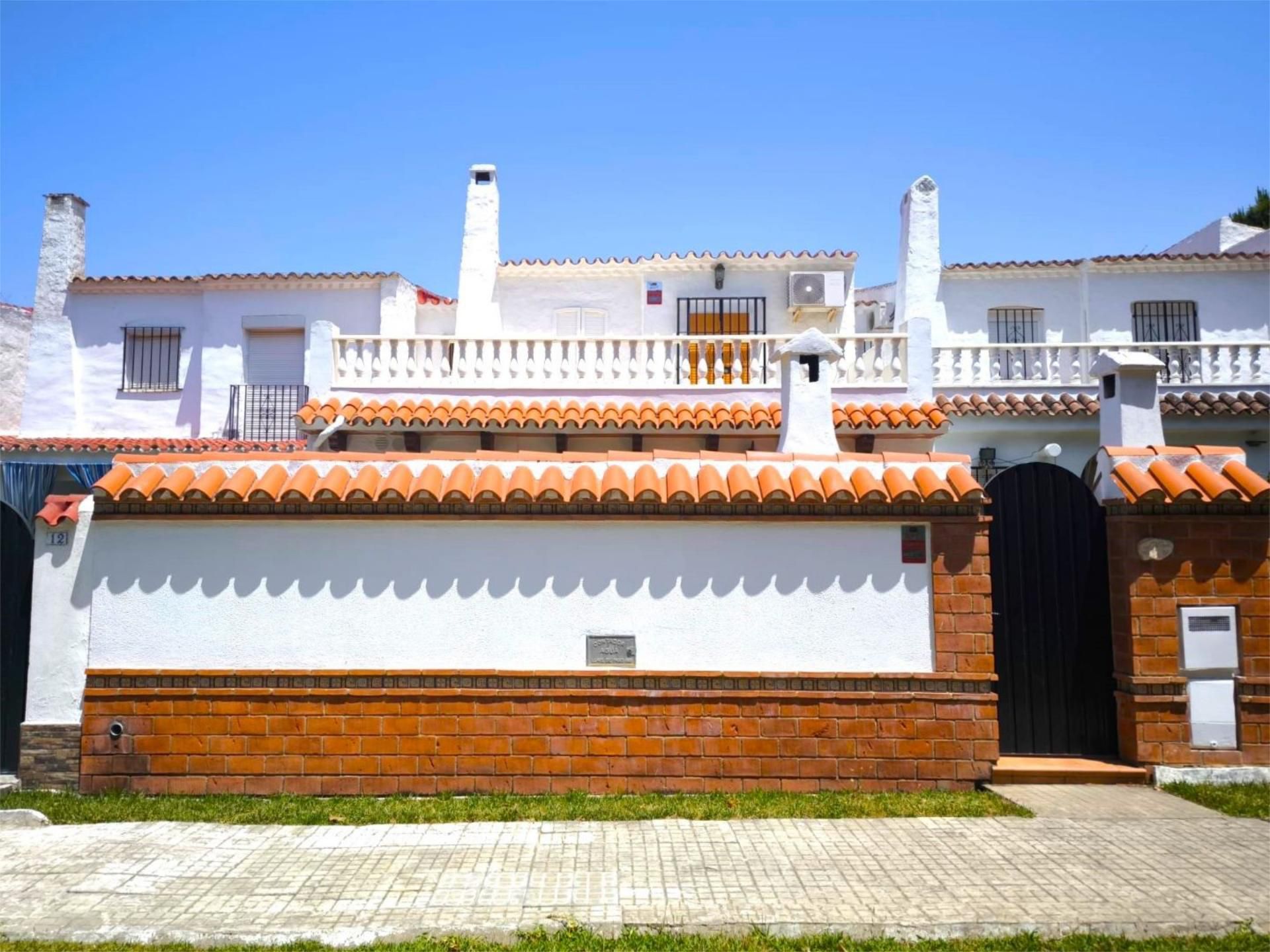 Exterior view of Flat for sale in Chiclana de la Frontera  with Air Conditioner, Heating and Private garden