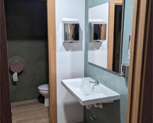 Bathroom of Premises to rent in Portugalete