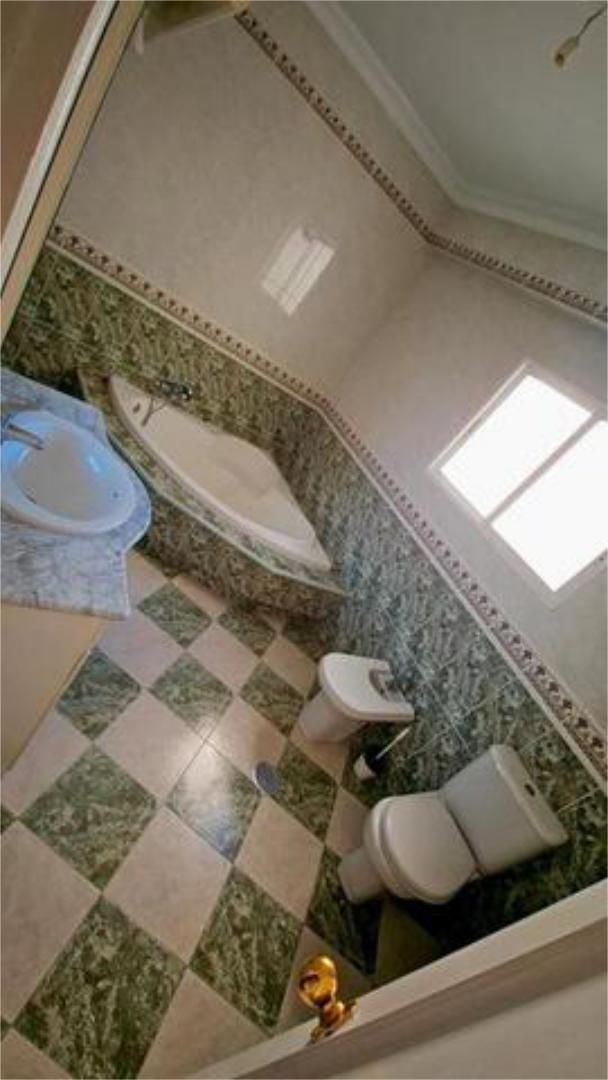 Bany de Apartament de lloguer en  Huelva Capital