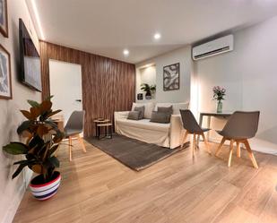 Sala d'estar de Pis de lloguer en  Madrid Capital amb Aire condicionat, Calefacció i Parquet