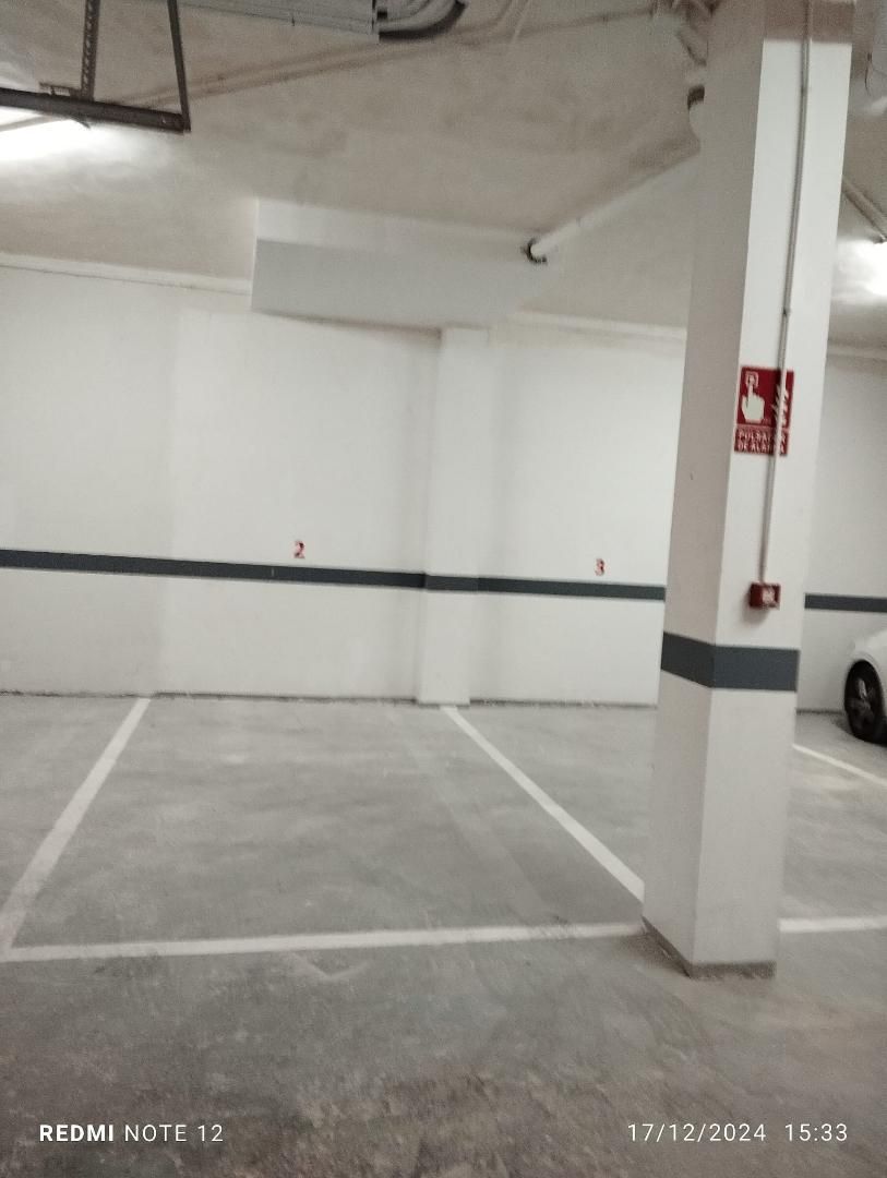 Parkplatz von Garage miete in Gandia