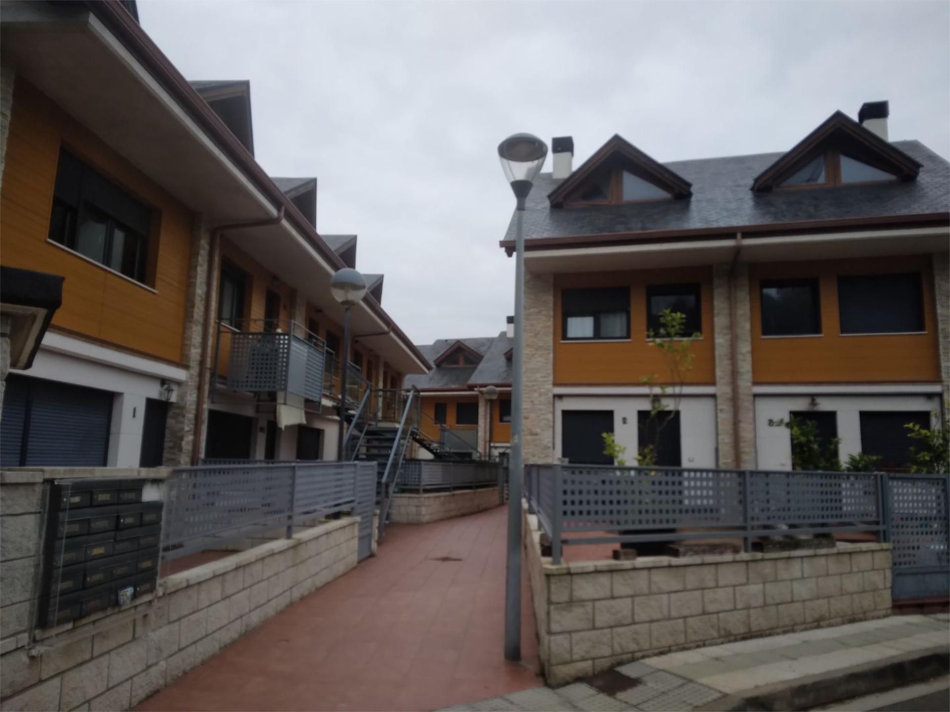 Exterior view of Duplex for sale in Piélagos  with Terrace