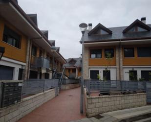 Exterior view of Duplex for sale in Piélagos  with Terrace