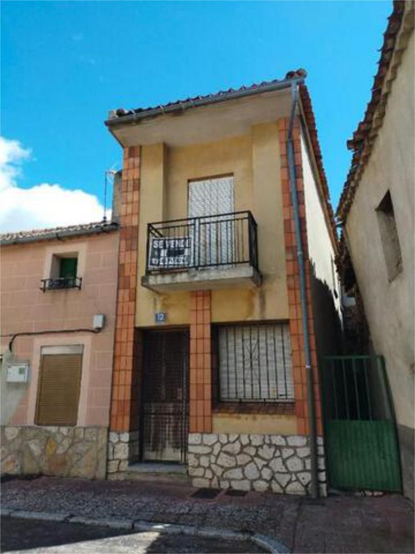 Vista exterior de Casa o xalet en venda en Lastras de Cuéllar