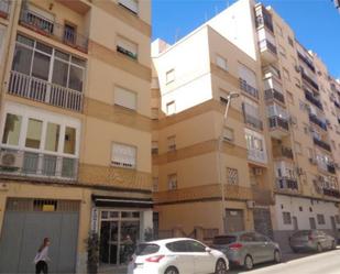 Vista exterior de Pis de lloguer en  Almería Capital amb Parquet, Terrassa i Moblat