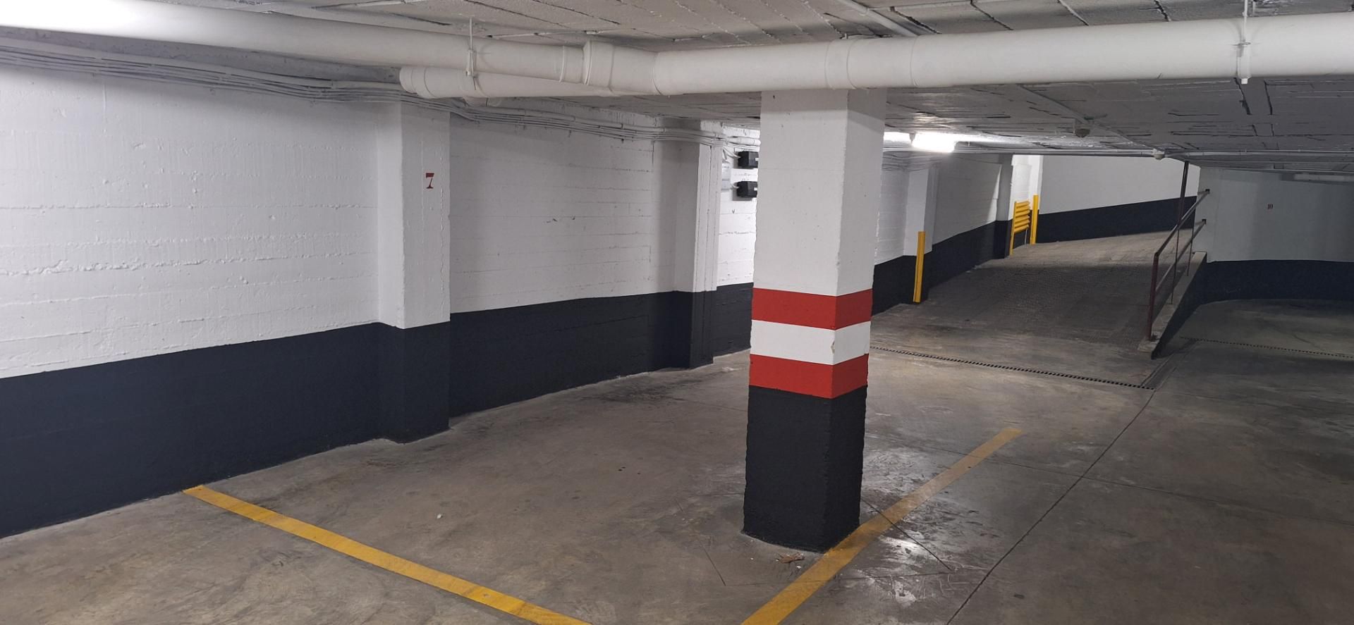 Parkplatz von Garage miete in Coria del Río