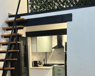 Cuina de Pis de lloguer en  Sevilla Capital amb Aire condicionat