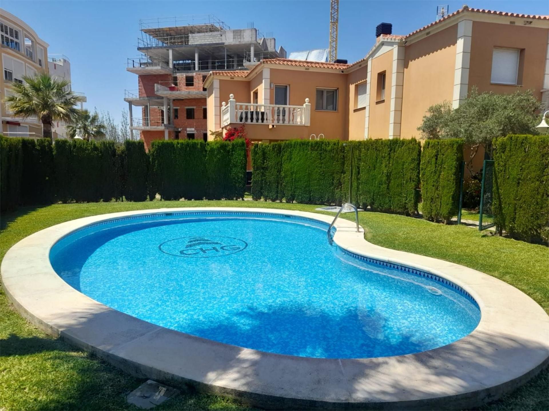 Swimming pool of Flat for sale in Oliva  with Air Conditioner, Heating and Private garden